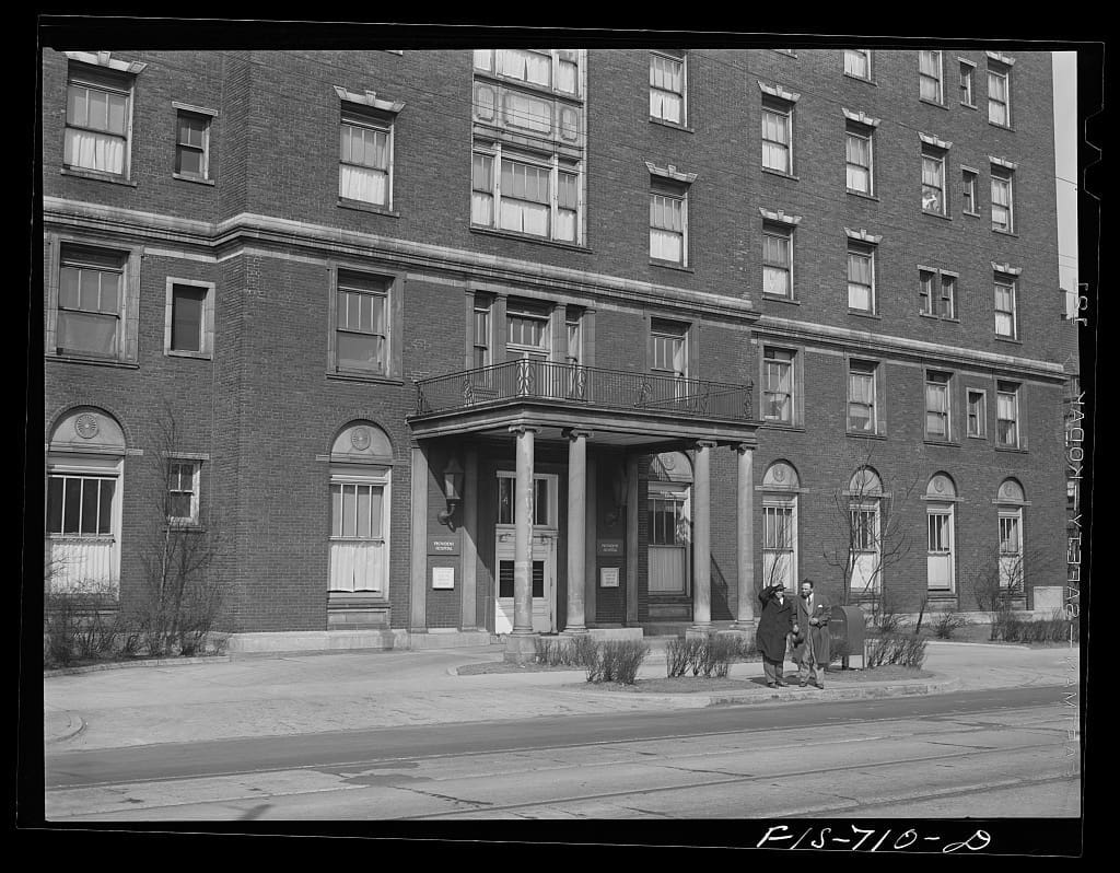 An image of Provident Hospital in Chicago.