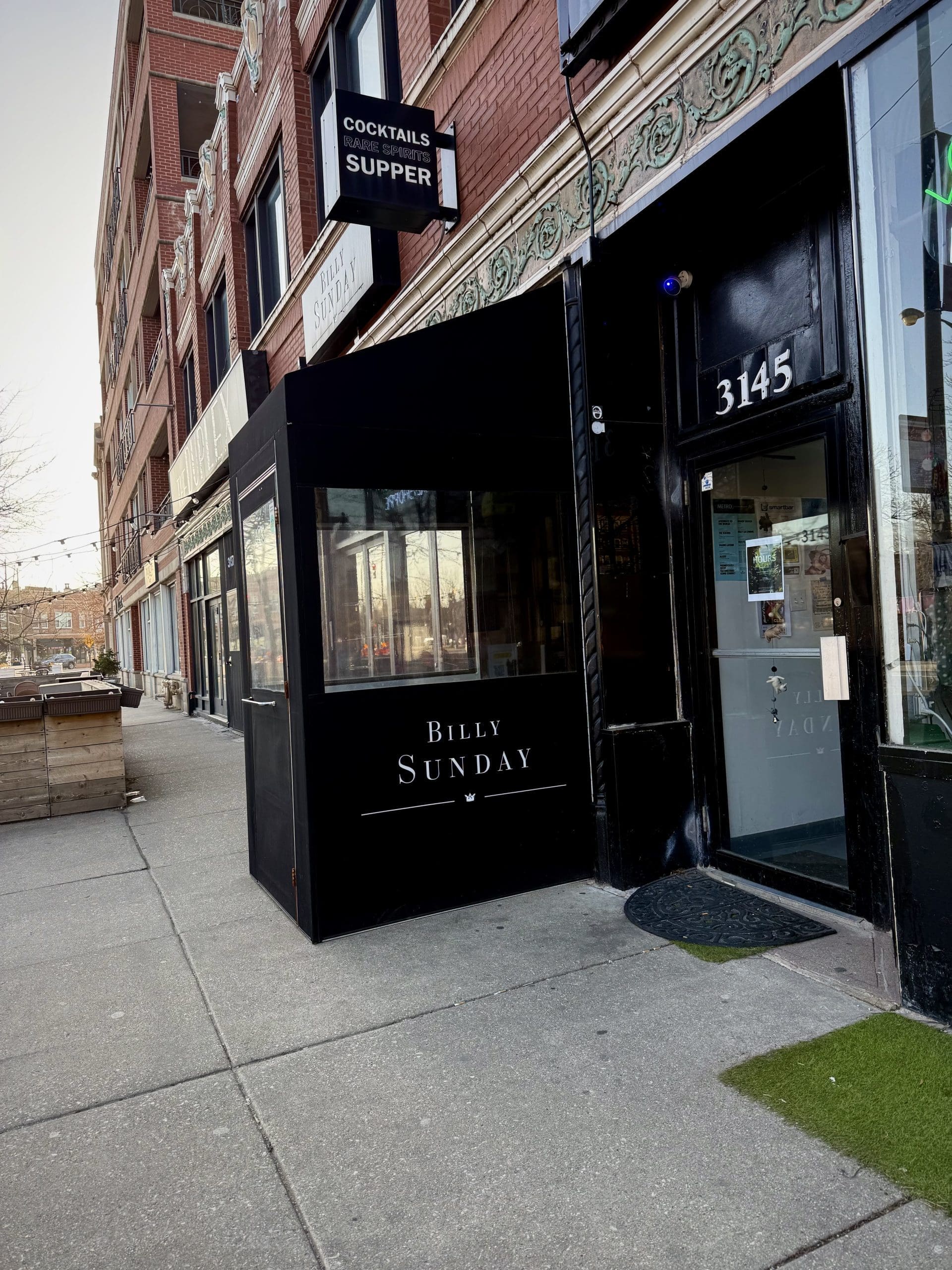 An image of Billy Sunday in Logan Square, Chicago.