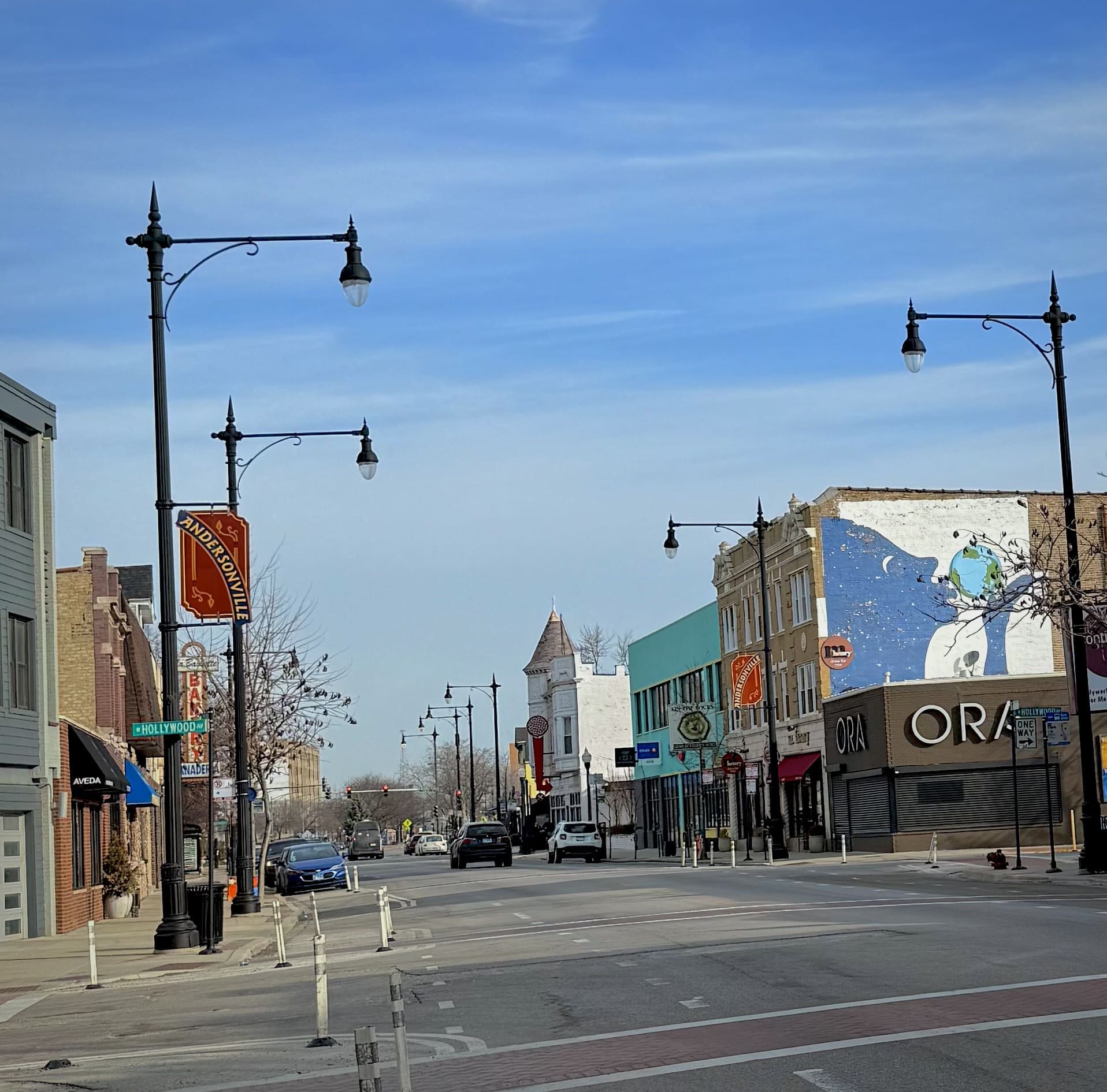 An image of Clark Street in the Andersonville neighborhood of Chicago.