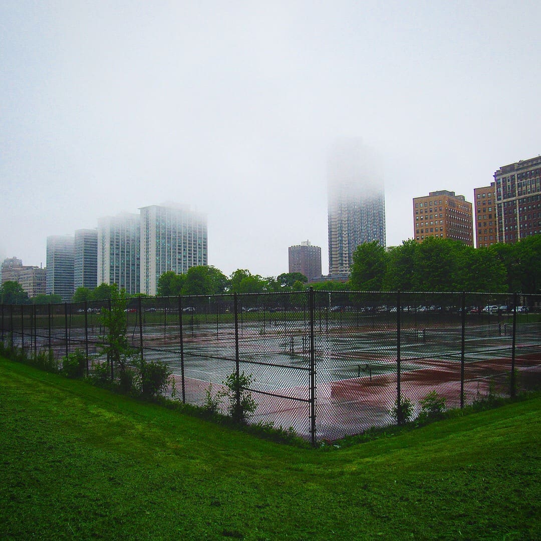 An image of high rises in the Uptown neighborhood of Chicago.
